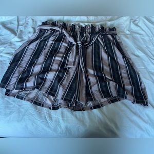 LulaRoe Ella Short